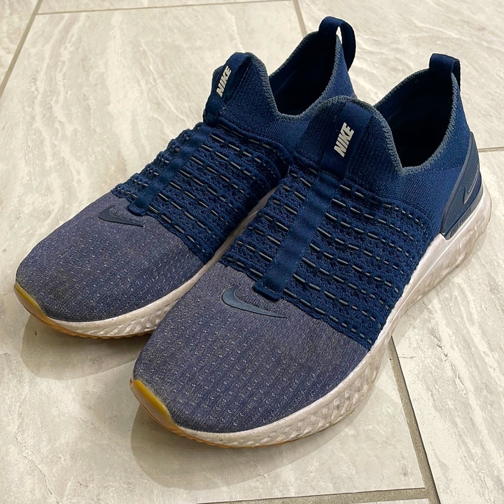 Nike React Phantom Run Flyknit 2